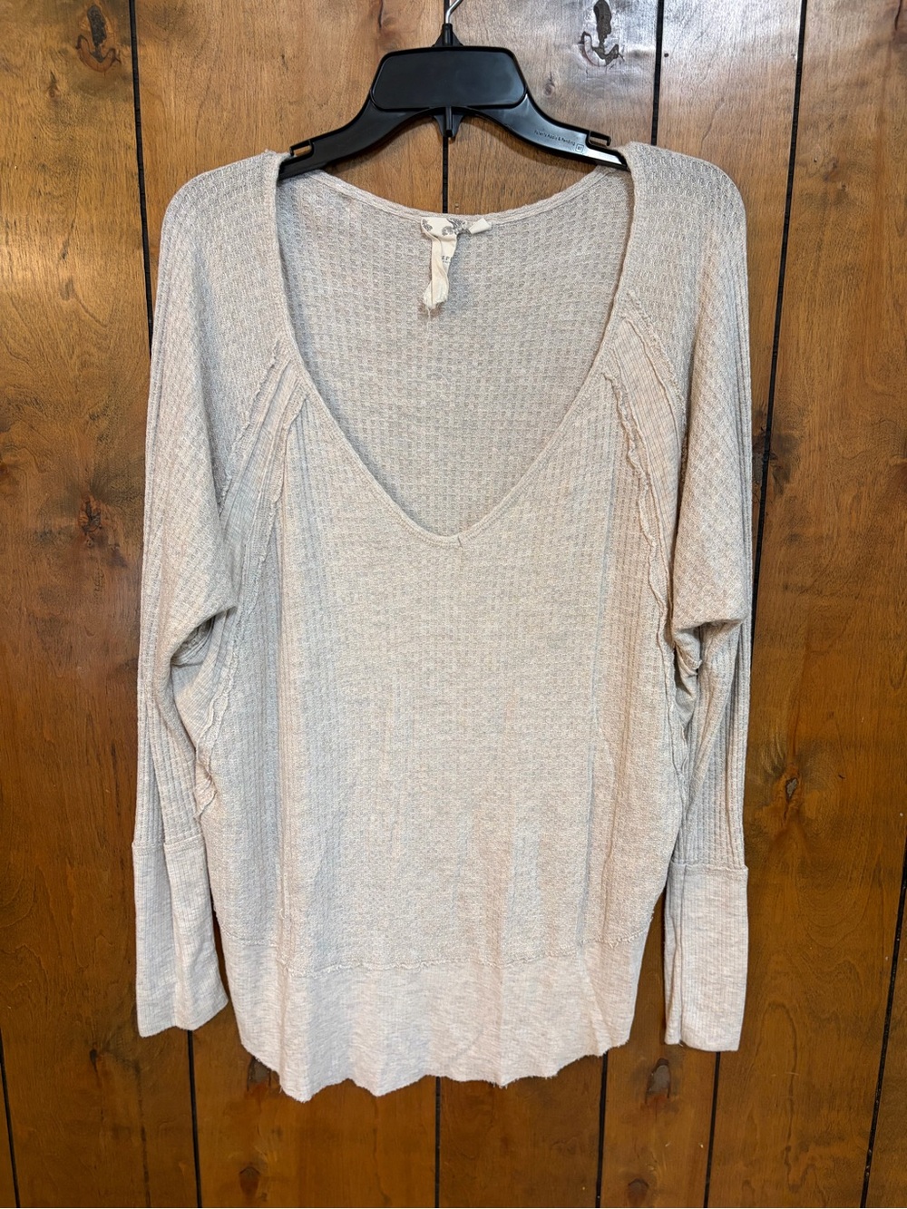 Blu Pepper Light Beige V-Neck Long Sleeve Knit Top